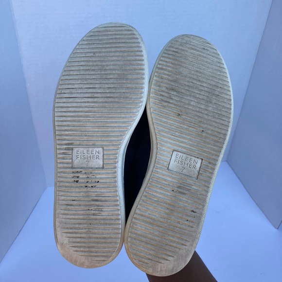 Eileen Fisher Women's Black Leather Slip On Sneakers Size 7 - Picture 5 of 8